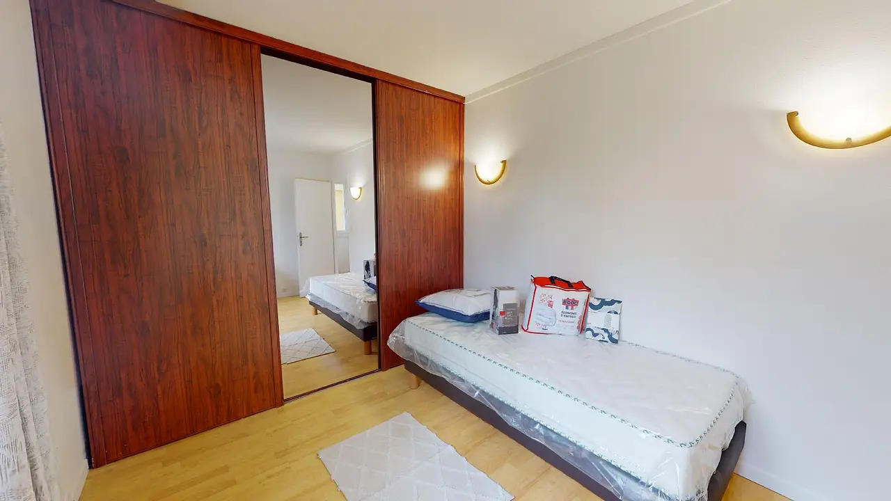 Colocation meublée de 110.0m2 - 389€ - Reims