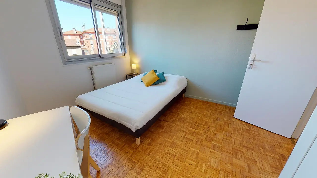 Colocation meublée de 92.0m2 - 536€ - Villeurbanne