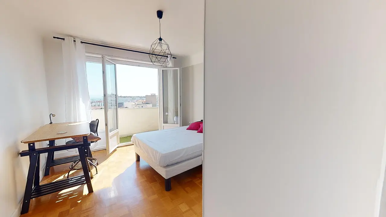 Colocation meublée de 101.0m2 - 504€ - Clermont-Ferrand