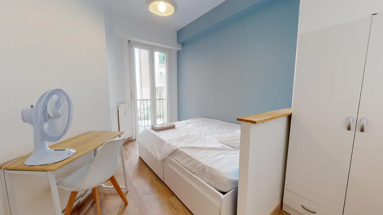 Colocation meublée de 75.0m2 - 617€ - Nice