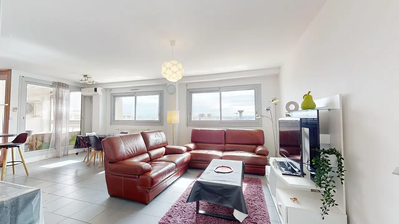 Colocation meublée de 86.0m2 - 504€ - Vénissieux