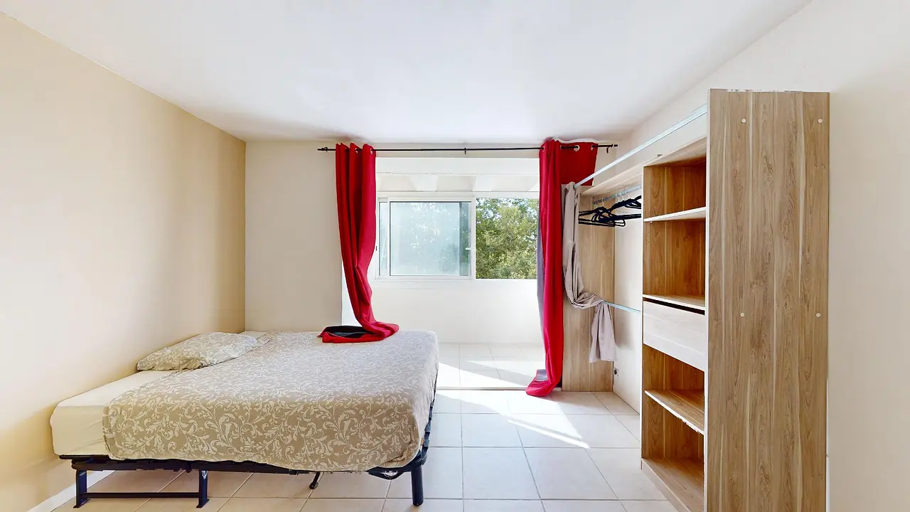 Colocation meublée de 94.0m2 - 342€ - Avignon