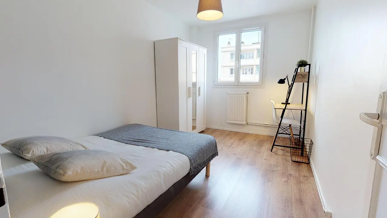Colocation meublée de 82.0m2 - 515€ - Villeurbanne