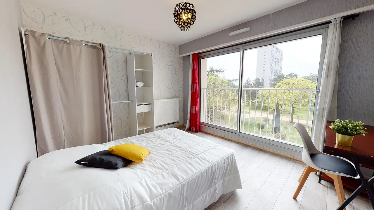 Colocation meublée de 95.0m2 - 490€ - Vénissieux