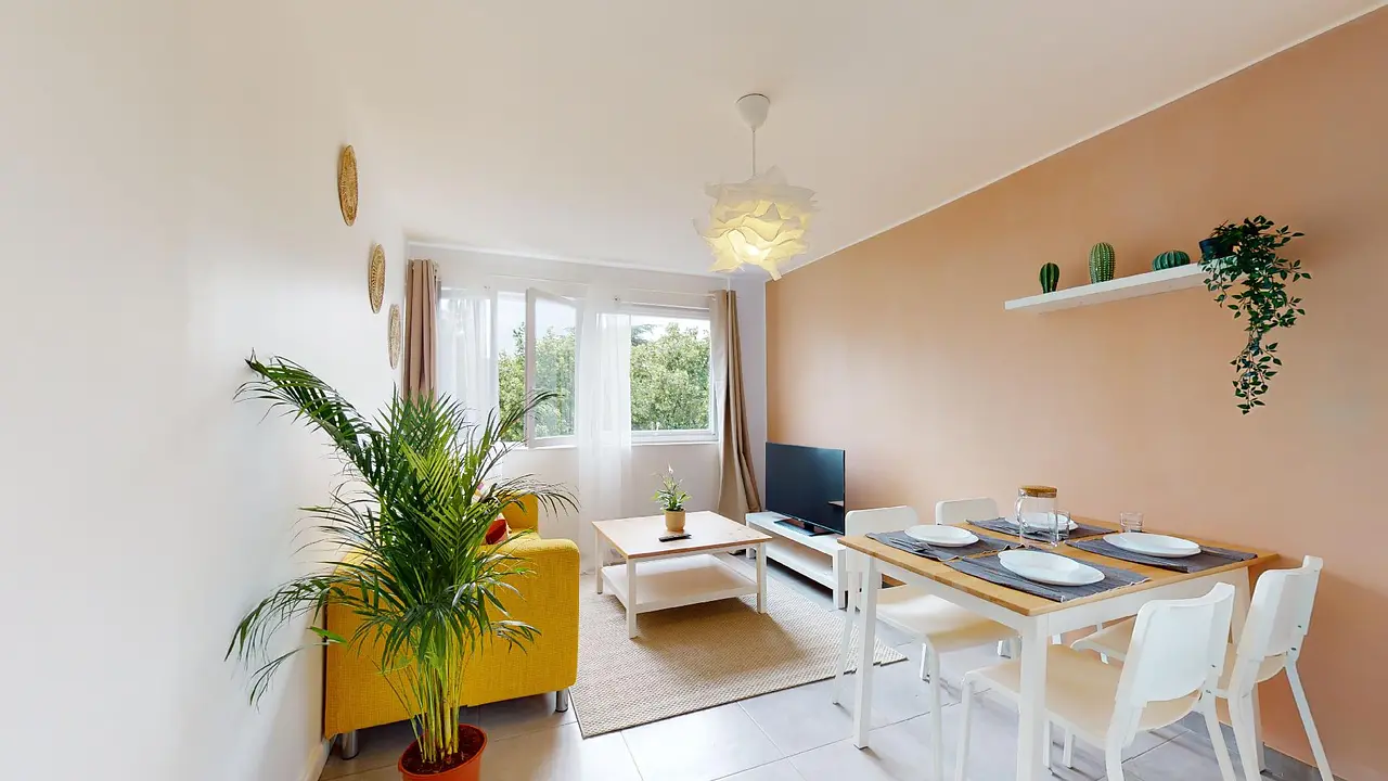 Appartement meublé de 69.0m2 - 1506€ - Oullins