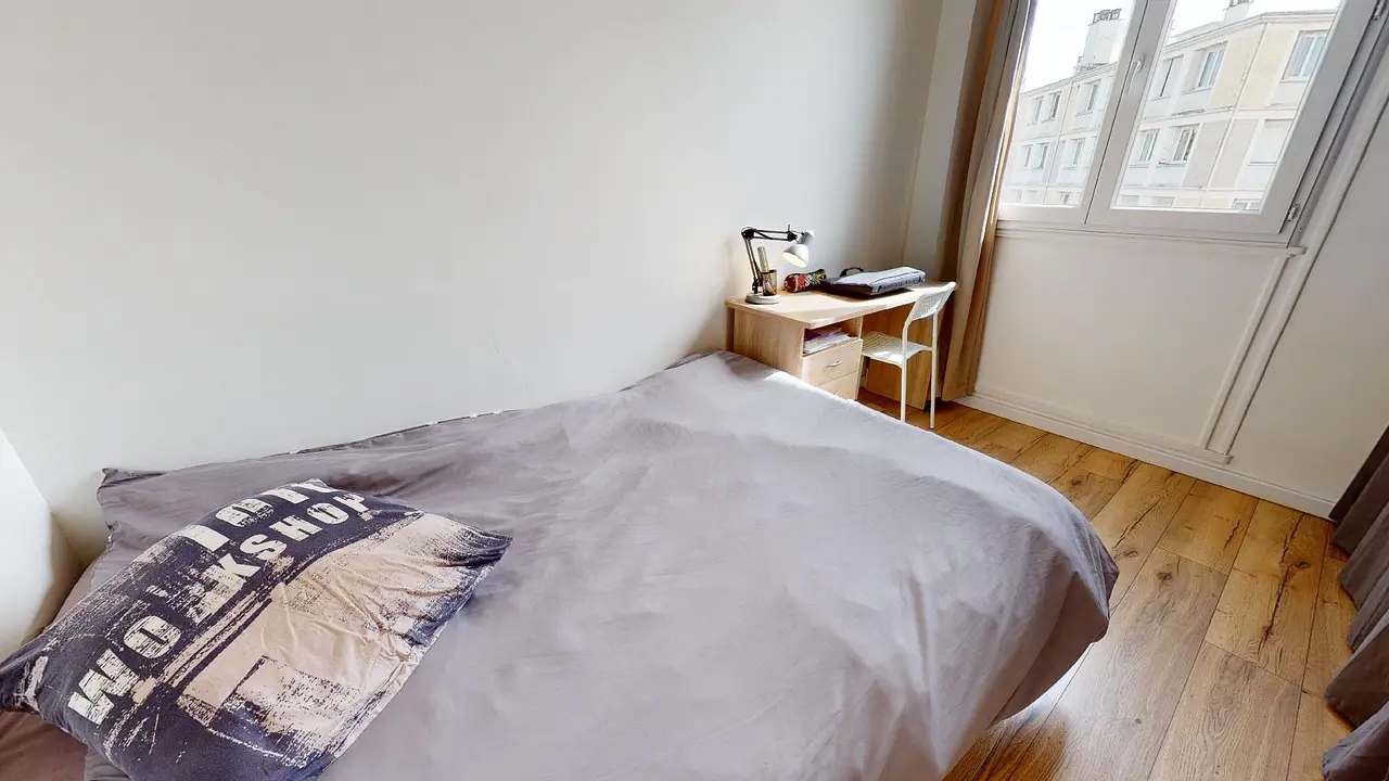 Colocation meublée de 80.0m2 - 519€ - Villeurbanne