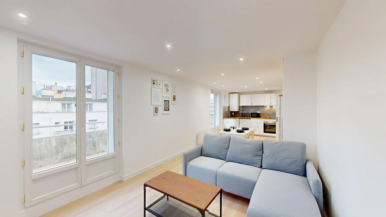 Colocation meublée de 72.96m2 - 420€ - Grenoble