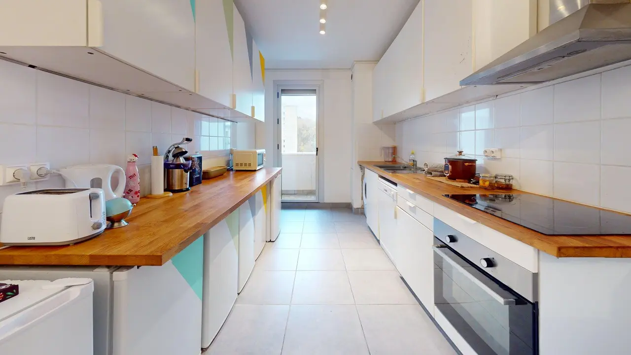 Colocation meublée de 76.4m2 - 450€ - Tassin-la-Demi-Lune