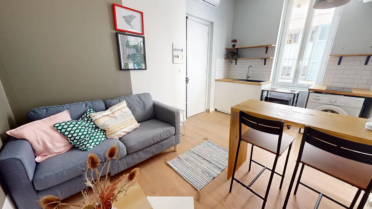 Appartement meublé de 25.0m2 - 808€ - Lyon