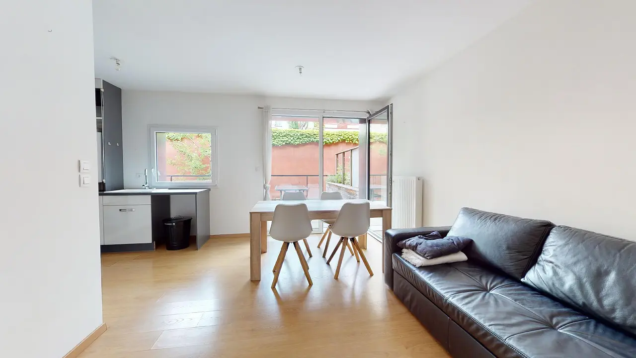 Appartement meublé de 47.7m2 - 832€ - Lille
