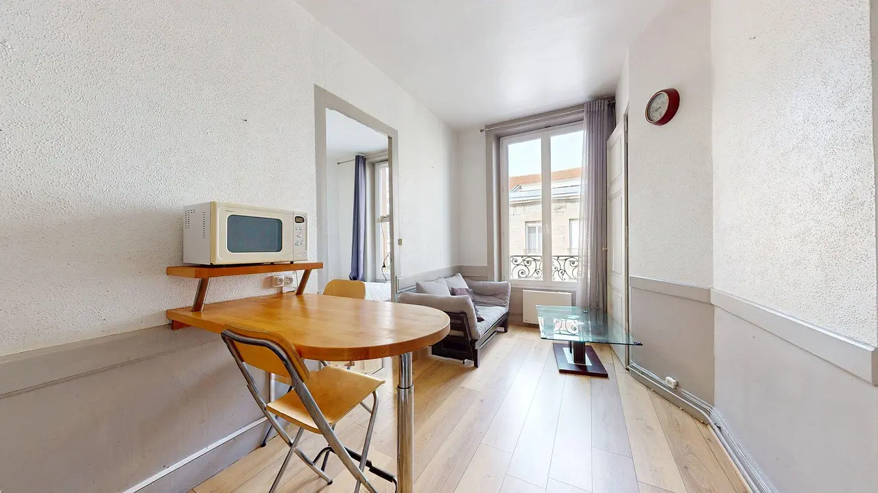 Appartement meublé de 29.5m2 - 450€ - Saint-Étienne