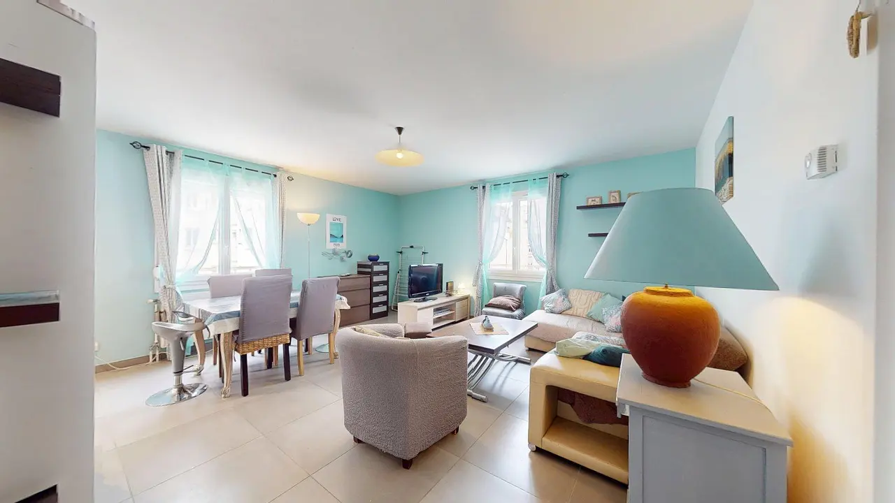 Colocation meublée de 84.0m2 - 500€ - Villeurbanne