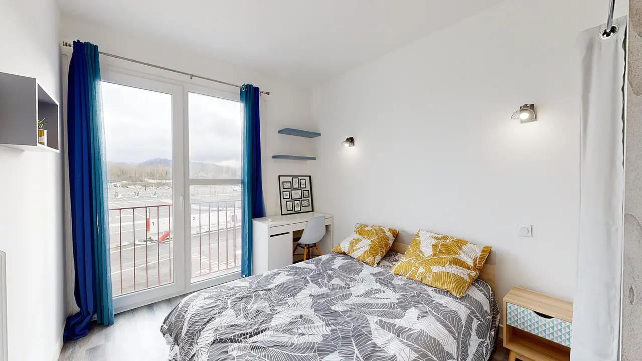 Colocation meublée de 89.0m2 - 390€ - Pau
