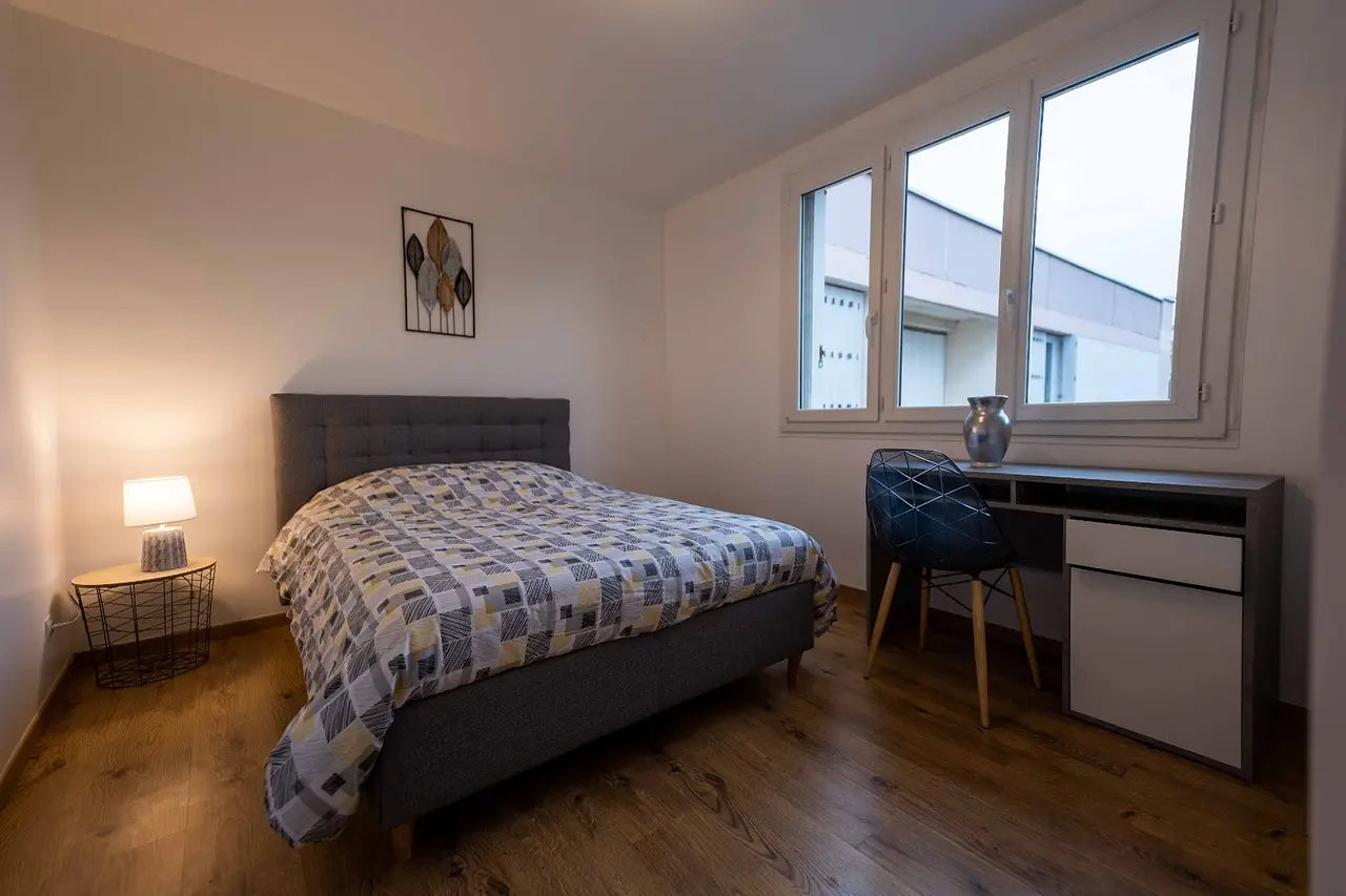 Colocation meublée de 107.0m2 - 586€ - Saint-Priest