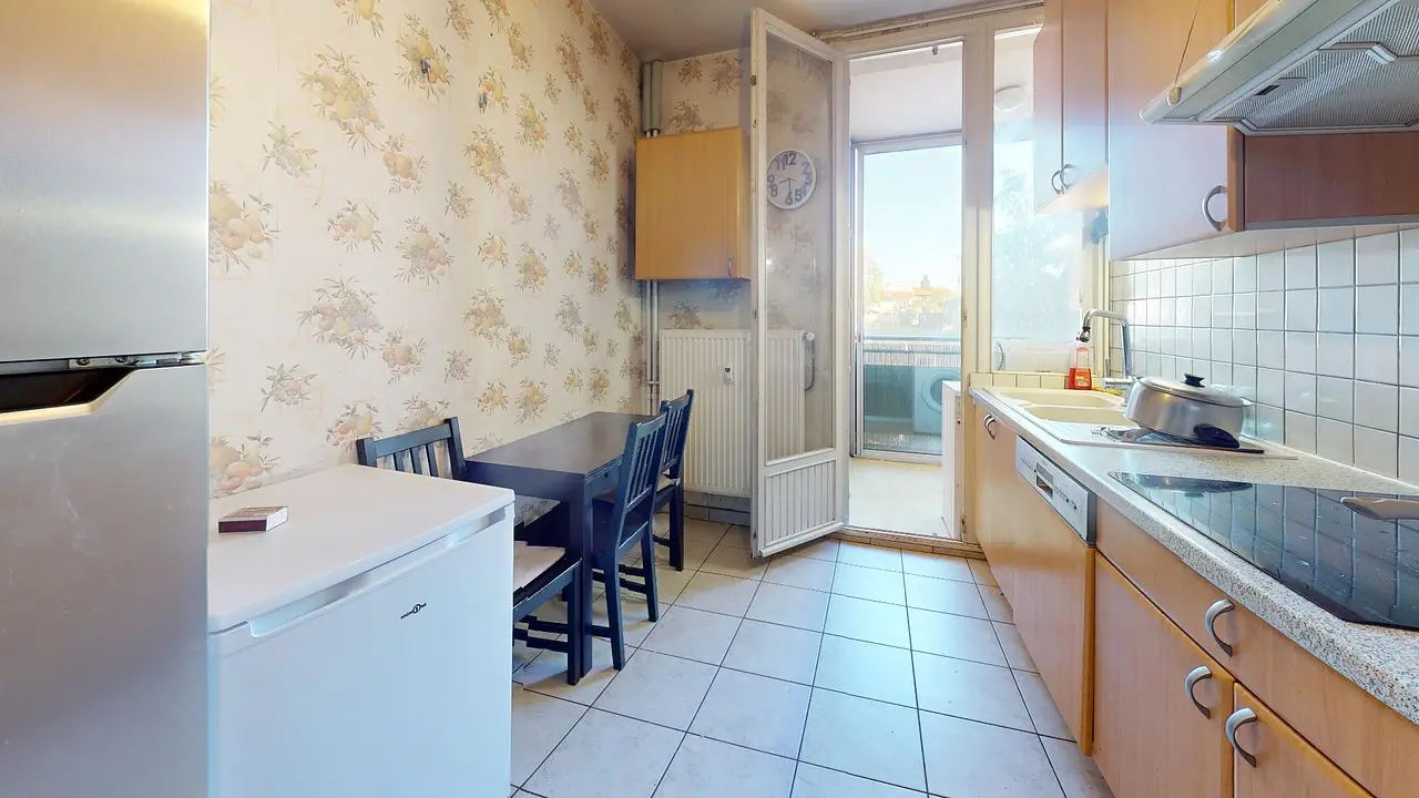 Colocation meublée de 67.0m2 - 450€ - Bron