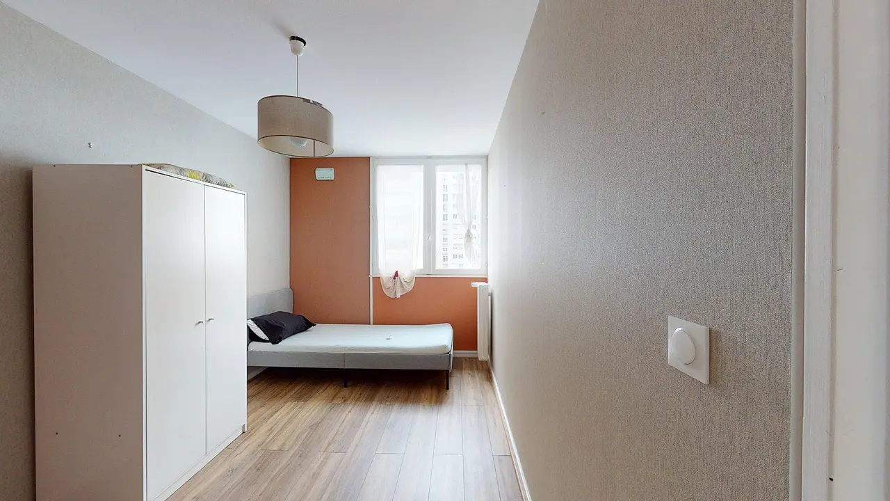 Colocation meublée de 75.49m2 - 350€ - Saint-Pierre-des-Corps