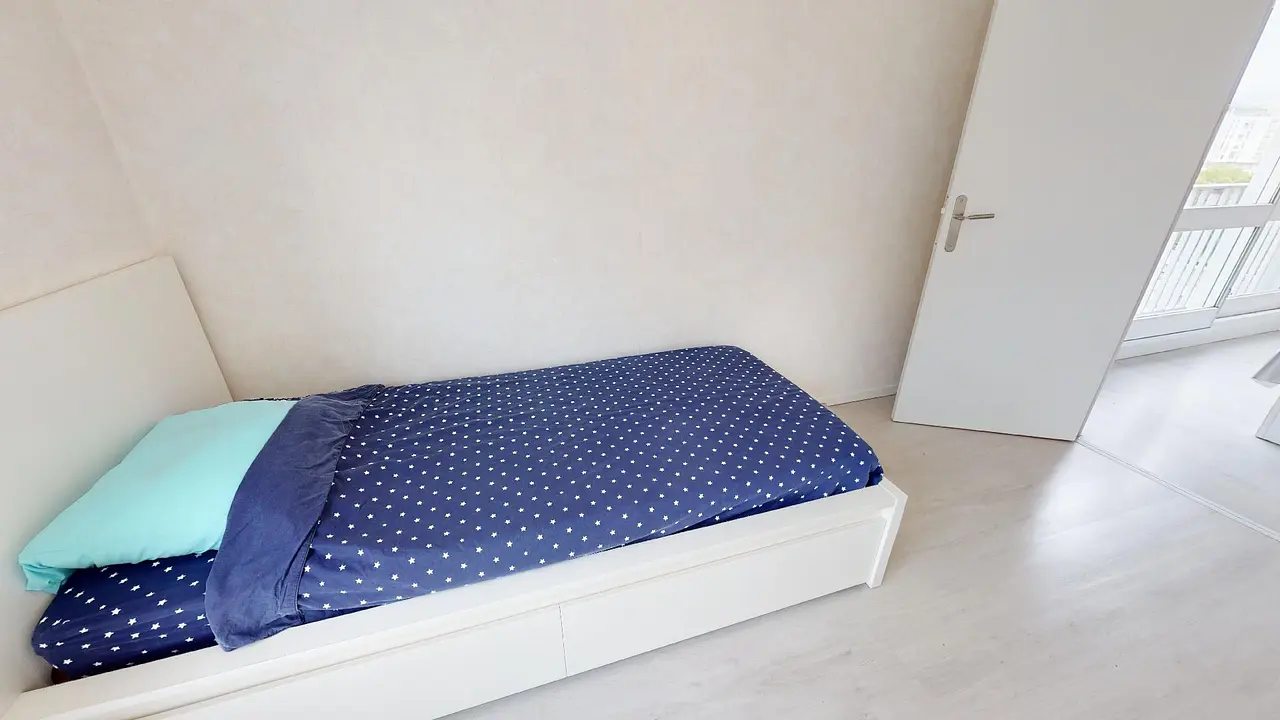 Colocation meublée de 74.0m2 - 300€ - Dijon