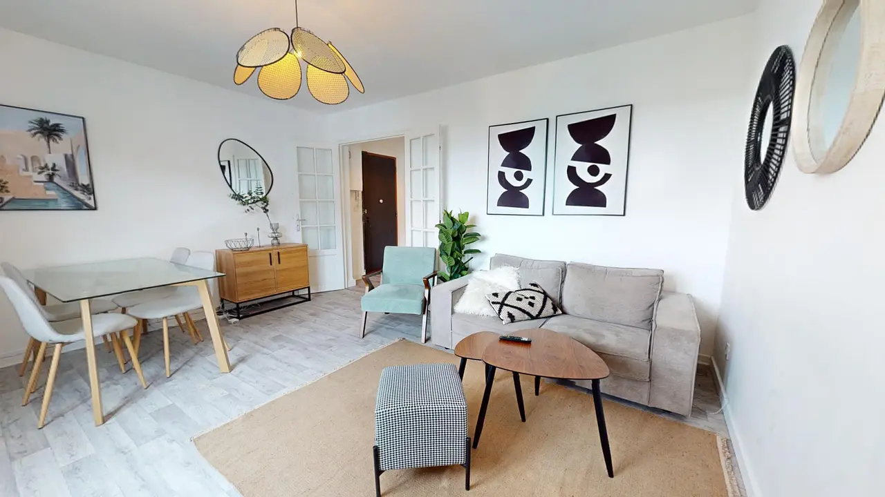 Colocation meublée de 88.0m2 - 526€ - Vénissieux