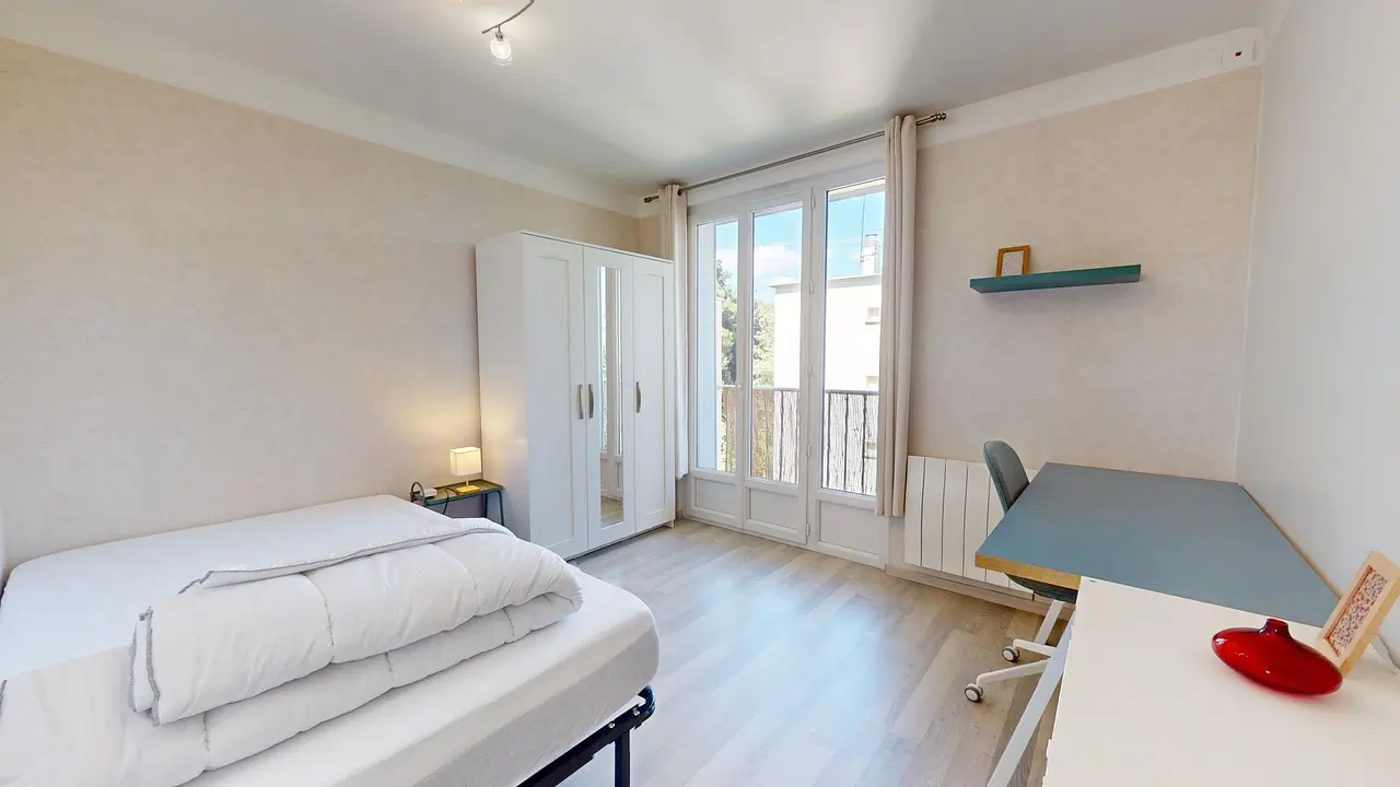 Colocation meublée de 55.0m2 - 520€ - Oullins