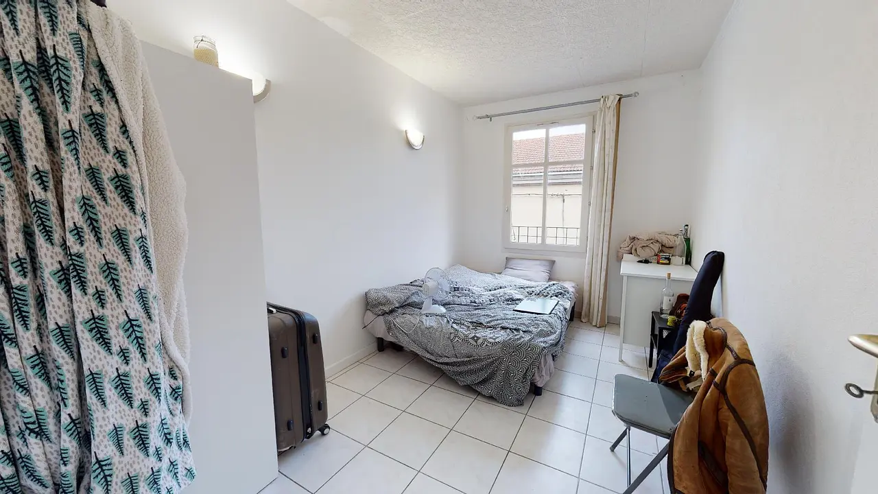 Colocation meublée de 75.0m2 - 390€ - Saint-Fons