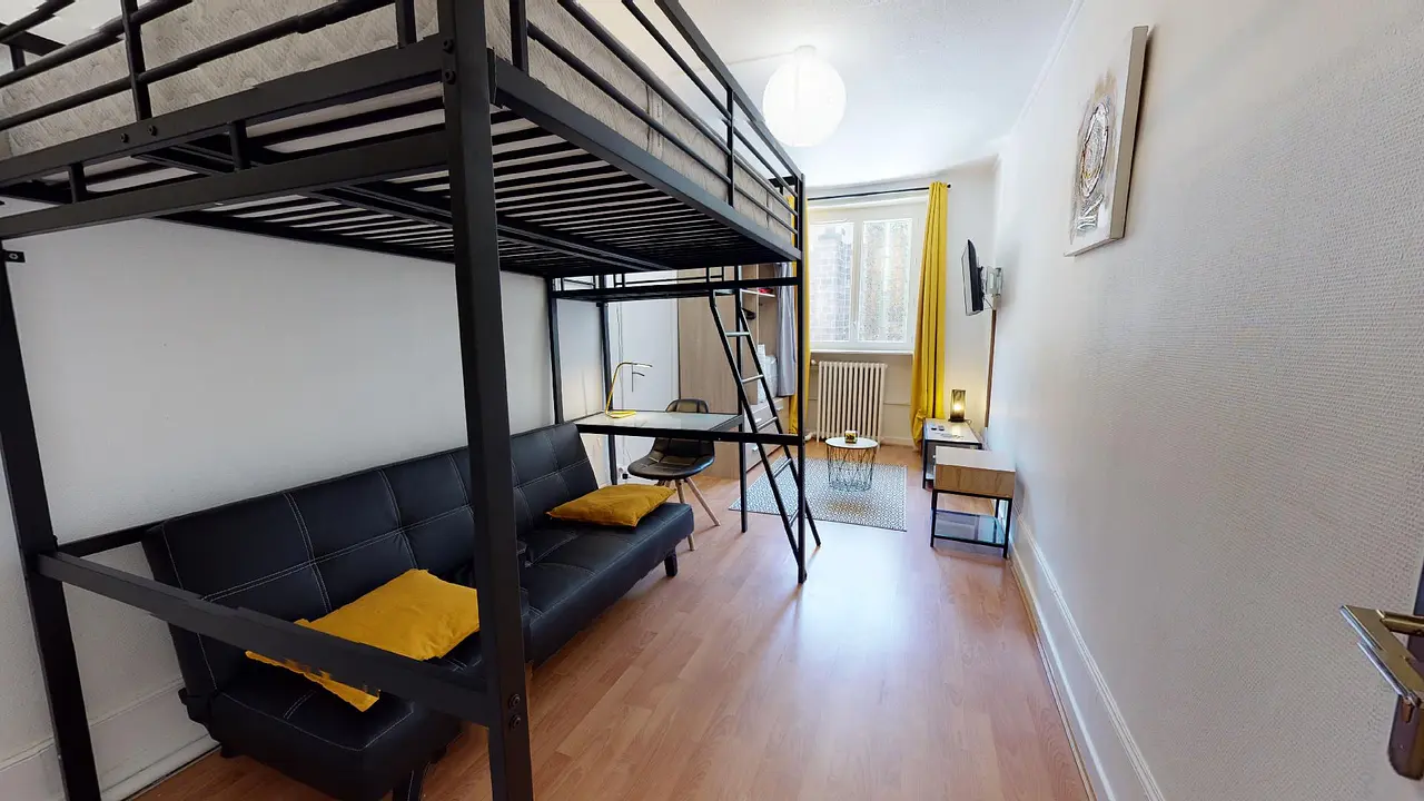 Colocation meublée de 76.0m2 - 500€ - Clermont-Ferrand