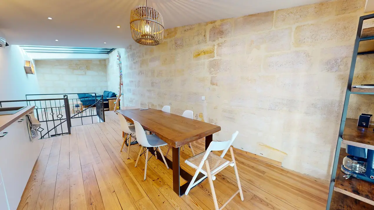 Maison meublée de 75.22m2 - 1501€ - Bordeaux