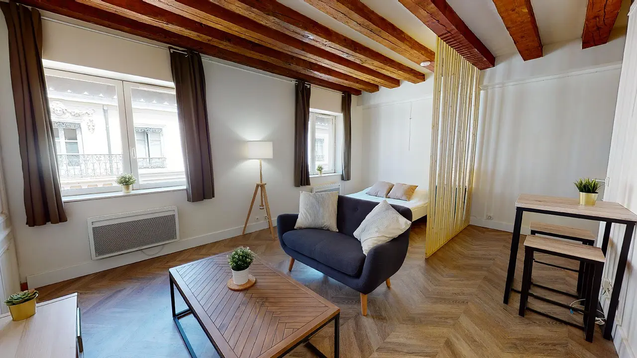 Appartement meublé de 31.0m2 - 831€ - Lyon