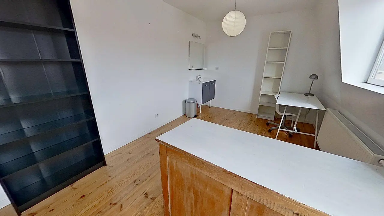 Colocation meublée de 94.92m2 - 518€ - Lille