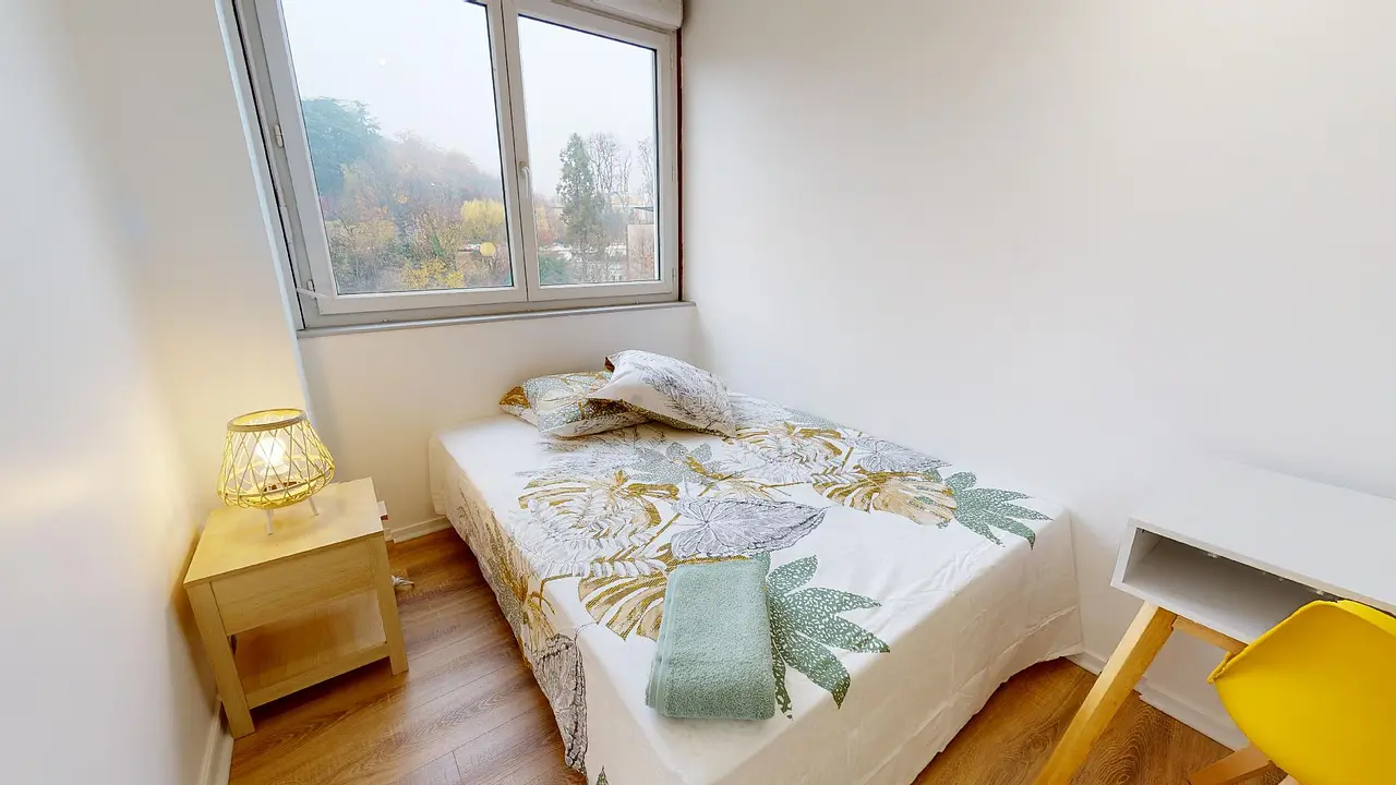 Colocation meublée de 86.0m2 - 529€ - Lyon