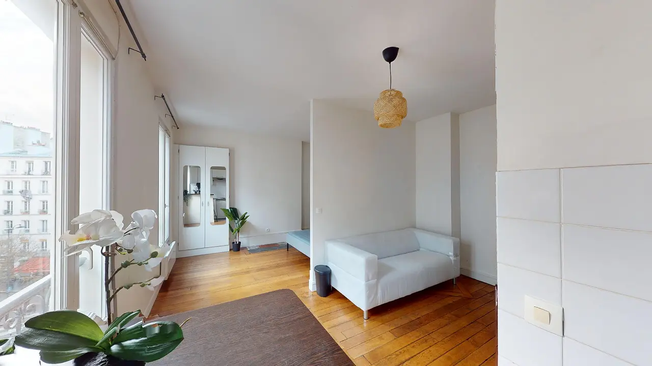 Appartement meublé de 28.0m2 - 1135€ - Paris