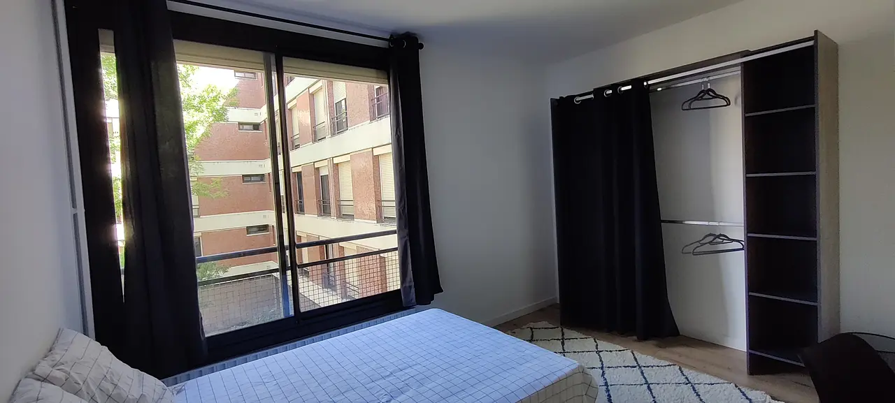 Colocation meublée de 99.0m2 - 438€ - Toulouse