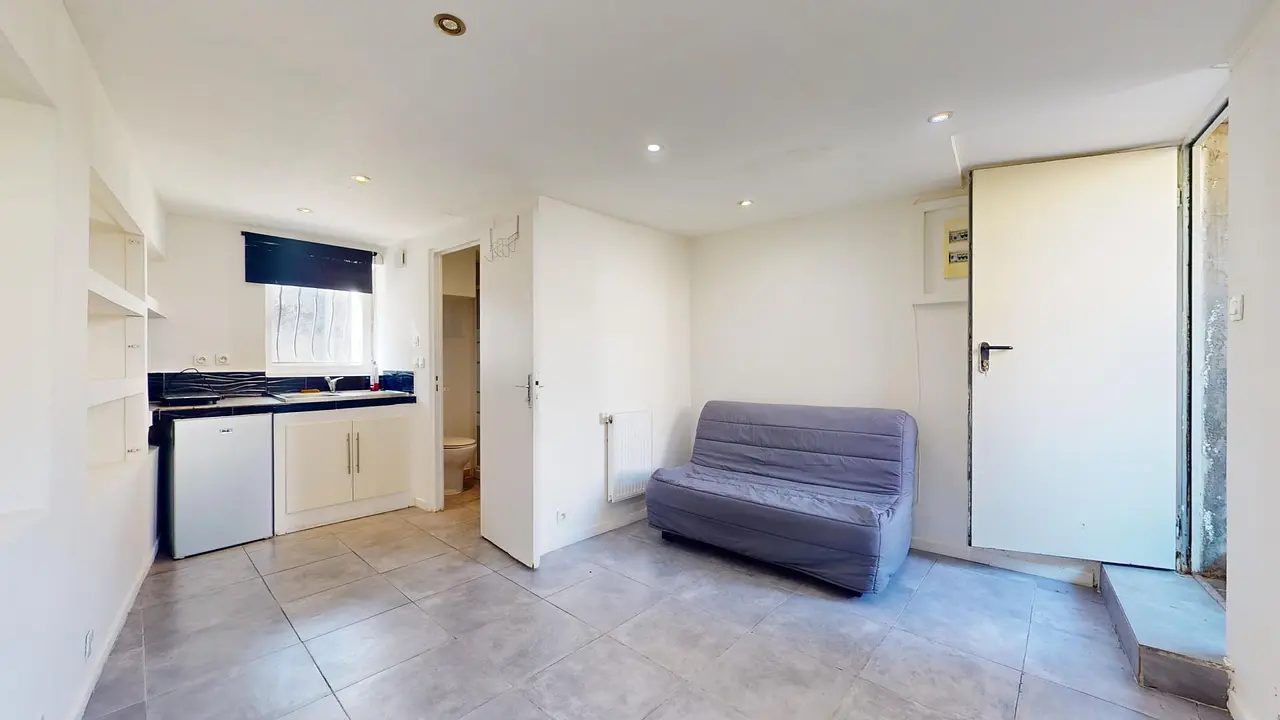 Appartement meublé de 15.0m2 - 520€ - Pontoise