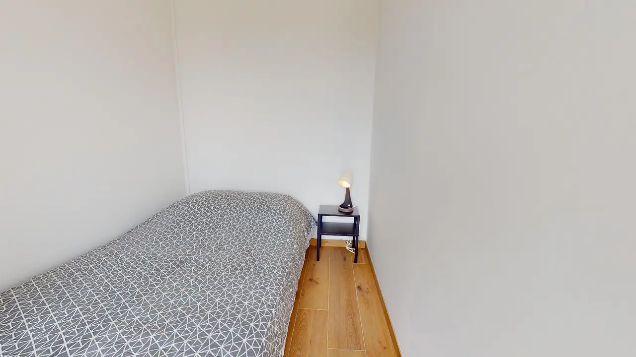 Colocation meublée de 68.0m2 - 450€ - Bron