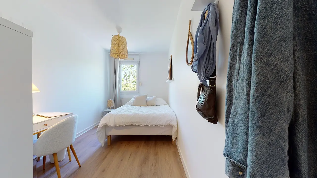 Colocation meublée de 72.0m2 - 591€ - Lyon