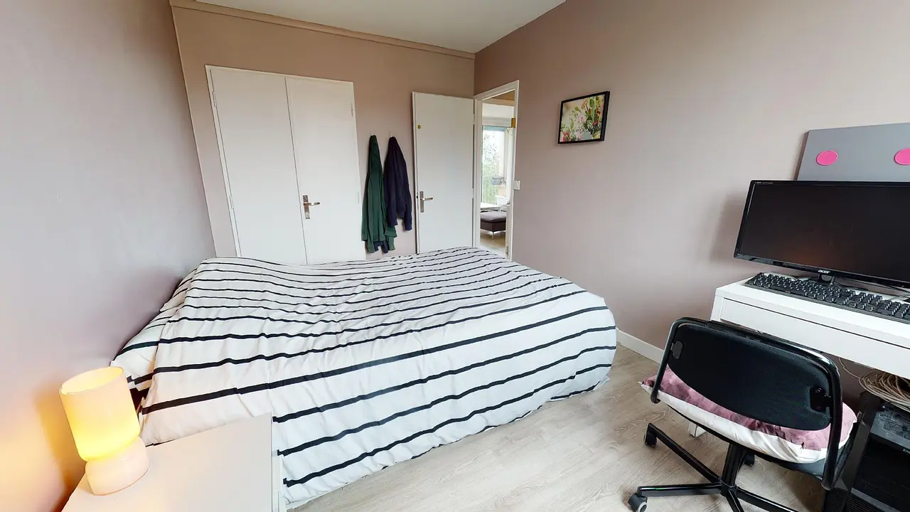 Colocation meublée de 66.0m2 - 550€ - Pierre-Bénite
