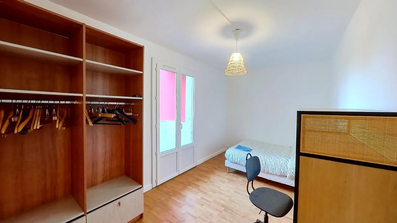 Colocation meublée de 73.0m2 - 560€ - Talence