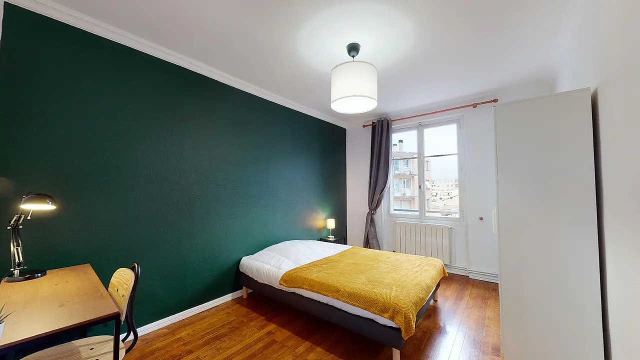Colocation meublée de 78.0m2 - 486€ - Villeurbanne