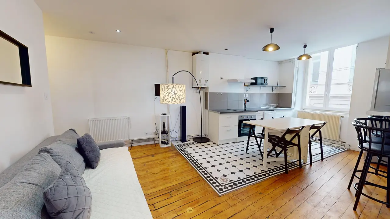 Appartement meublé de 58.67m2 - 650€ - Saint-Étienne