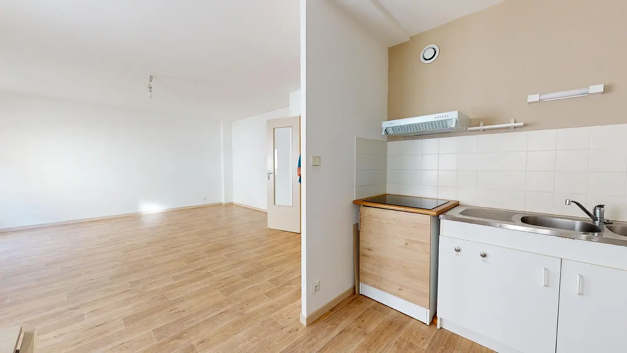 Appartement non meublé de 56.0m2 - 627€ - Angers