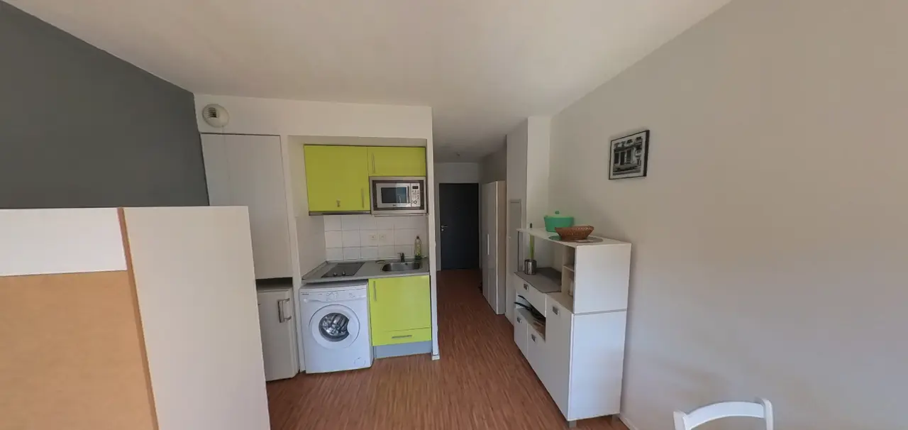 Appartement meublé de 21.0m2 - 561€ - Montpellier