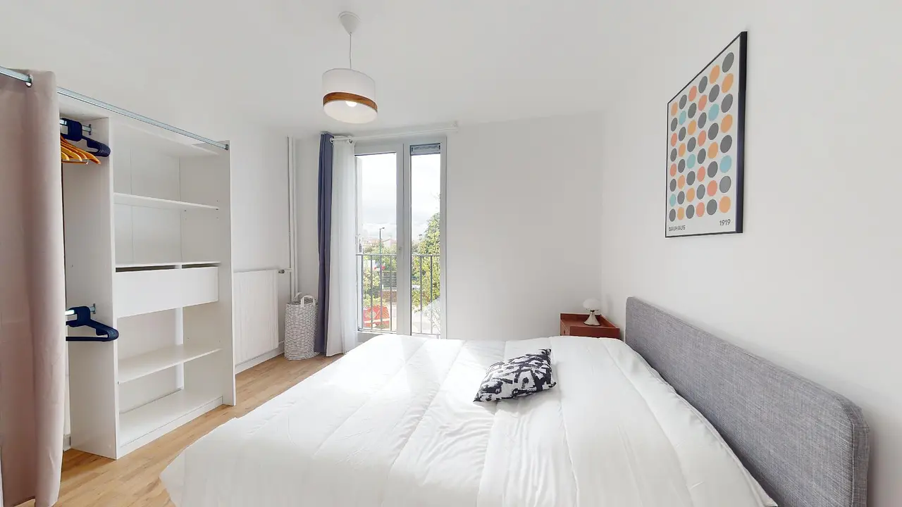 Colocation meublée de 92.0m2 - 700€ - Colombes