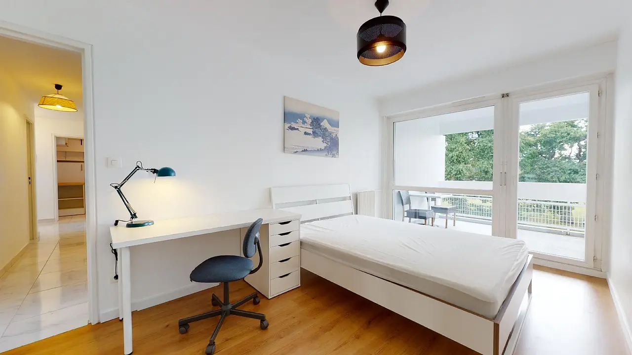 Colocation meublée de 85.0m2 - 645€ - Talence