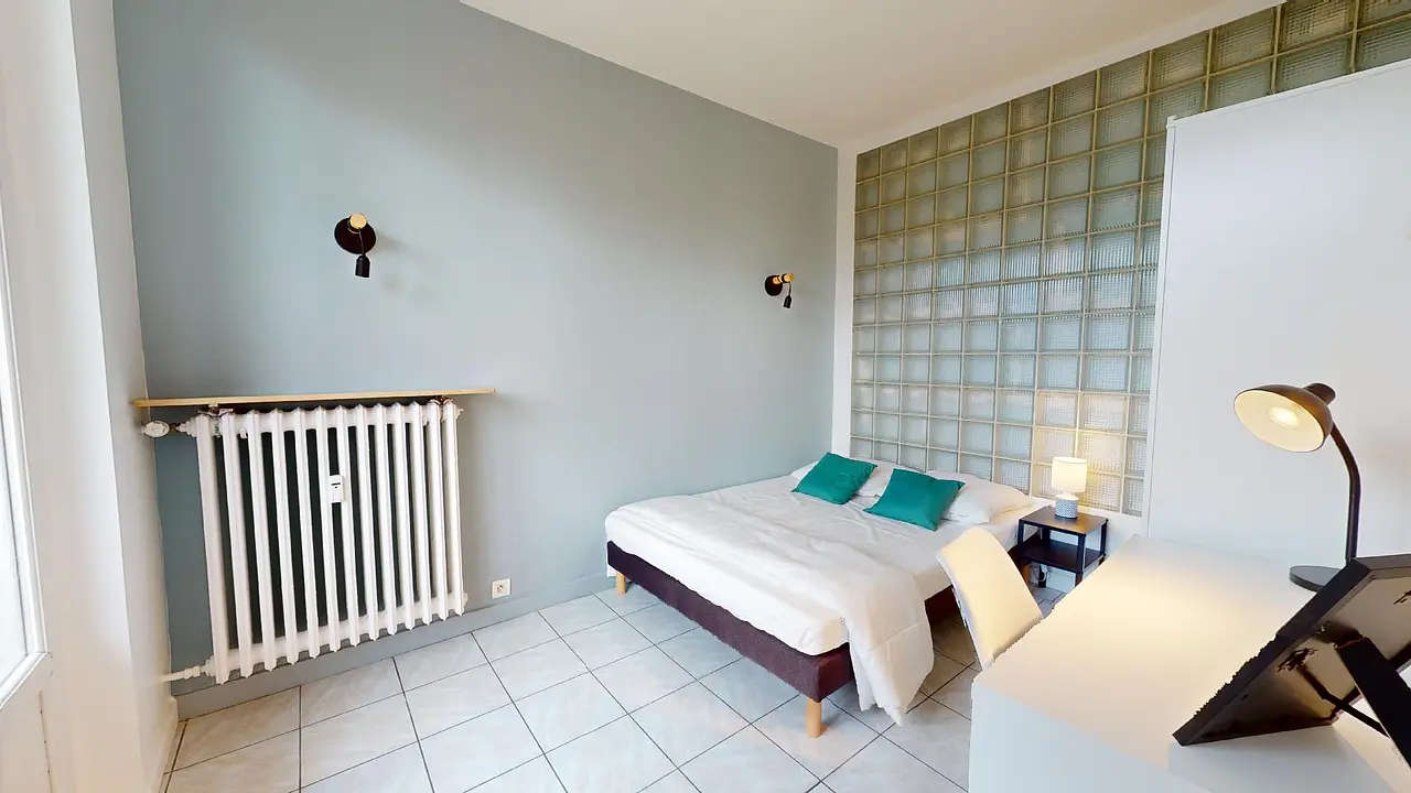 Colocation meublée de 77.0m2 - 599€ - Lyon