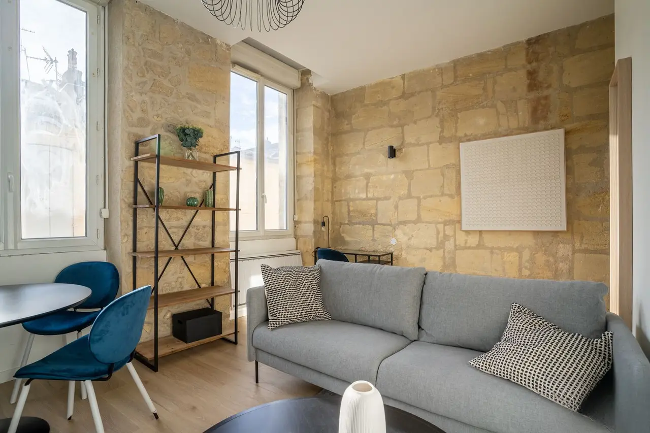 Appartement meublé de 38.0m2 - 898€ - Bordeaux