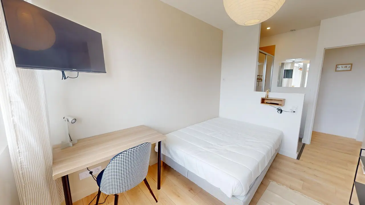 Colocation meublée de 166.0m2 - 543€ - Mérignac