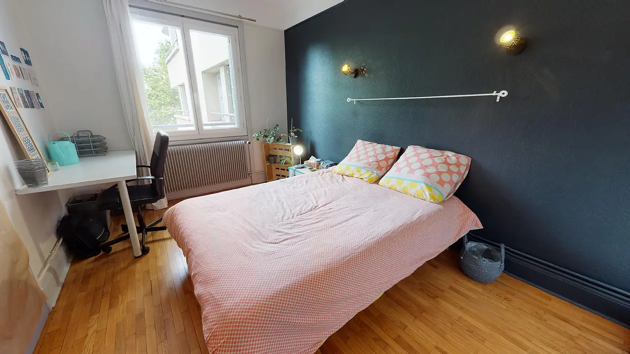 Colocation meublée de 75.0m2 - 608€ - Lyon