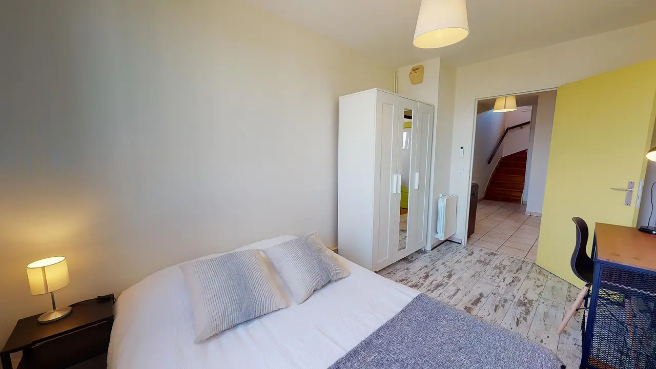 Colocation meublée de 122.0m2 - 550€ - Lyon