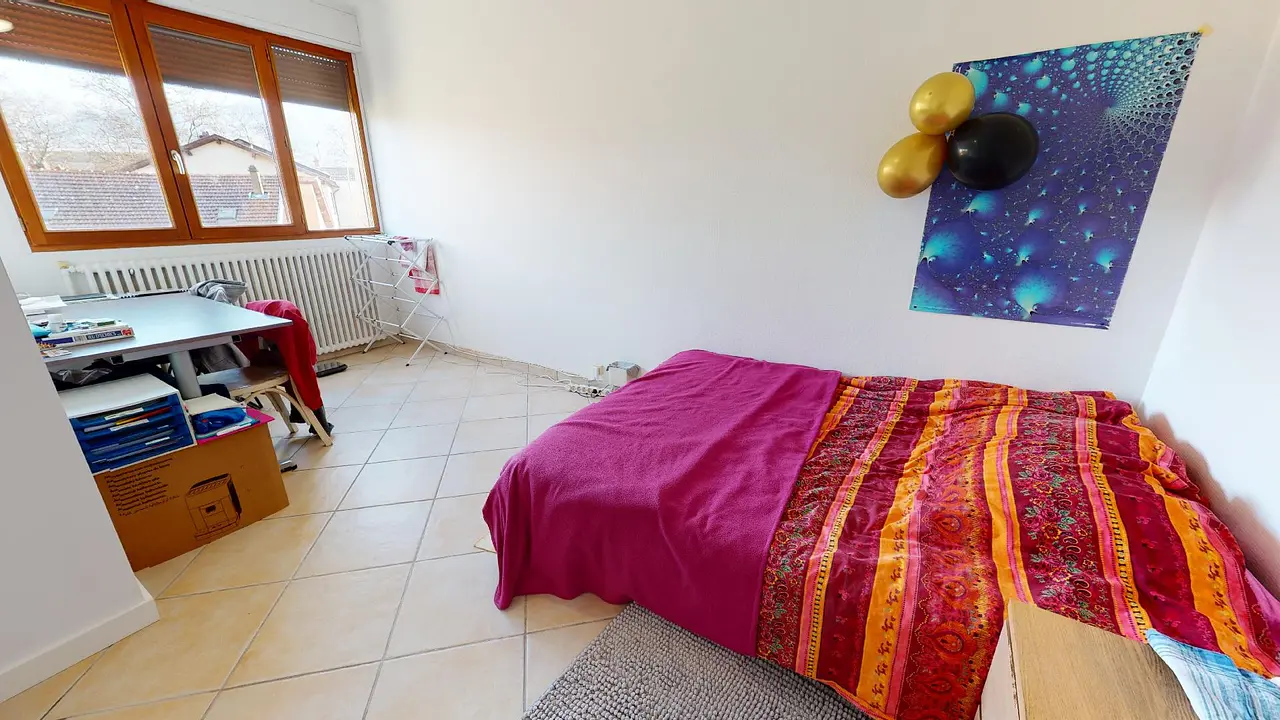 Colocation meublée de 68.0m2 - 440€ - Vénissieux