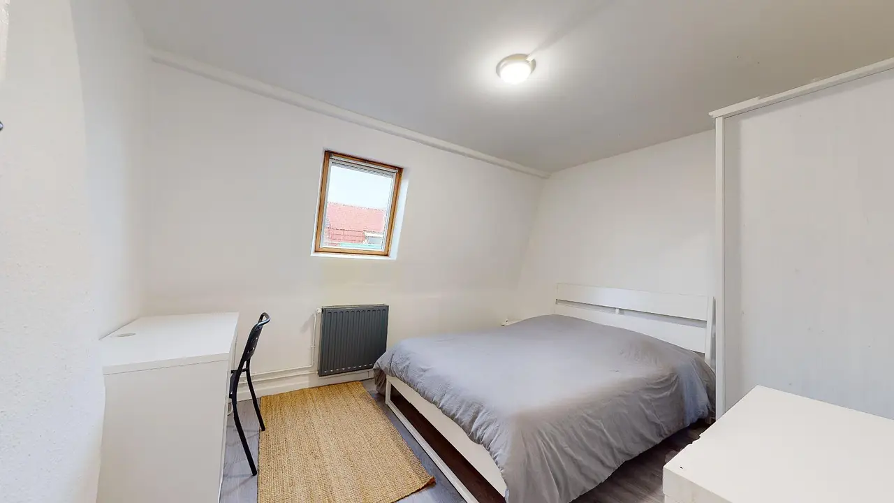Colocation meublée de 98.0m2 - 350€ - Roubaix