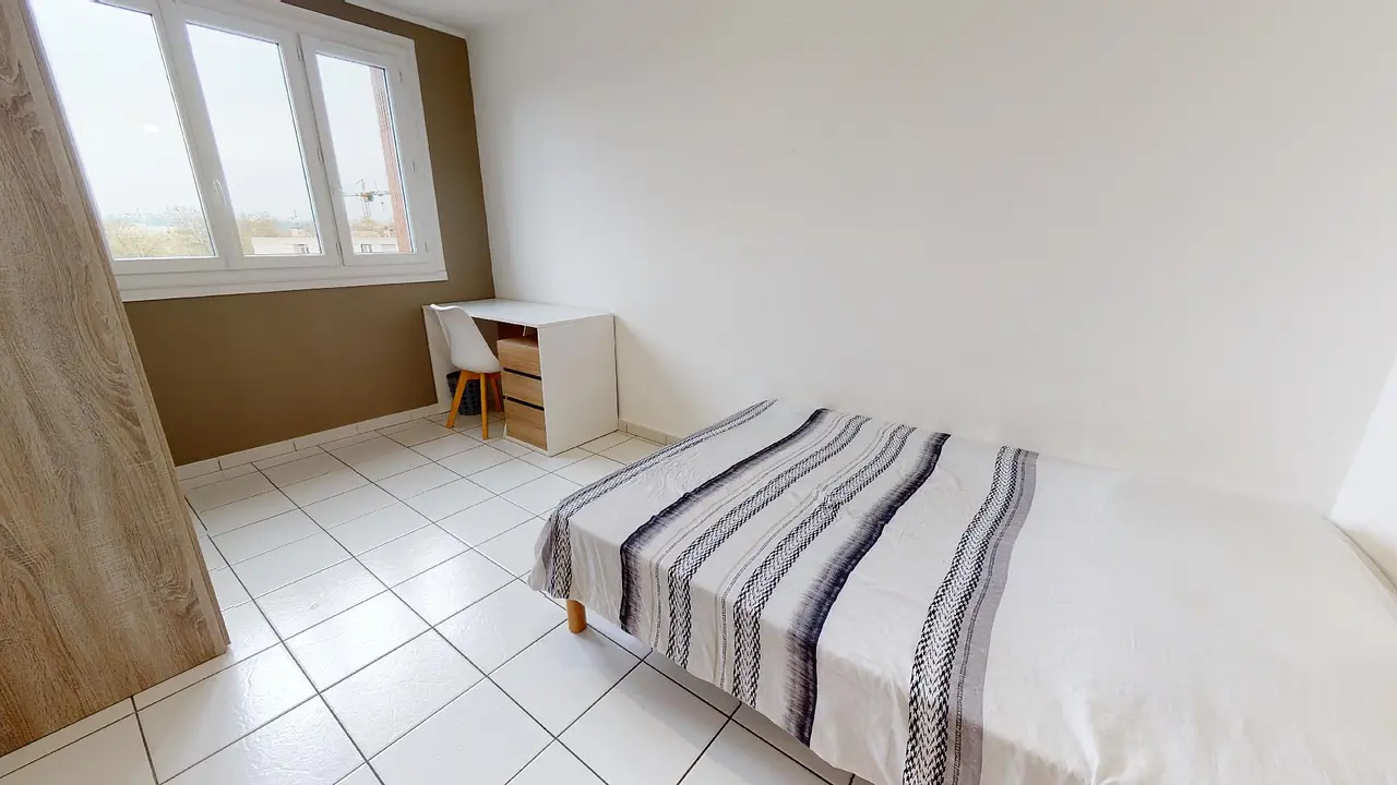 Colocation meublée de 68.0m2 - 539€ - Vénissieux